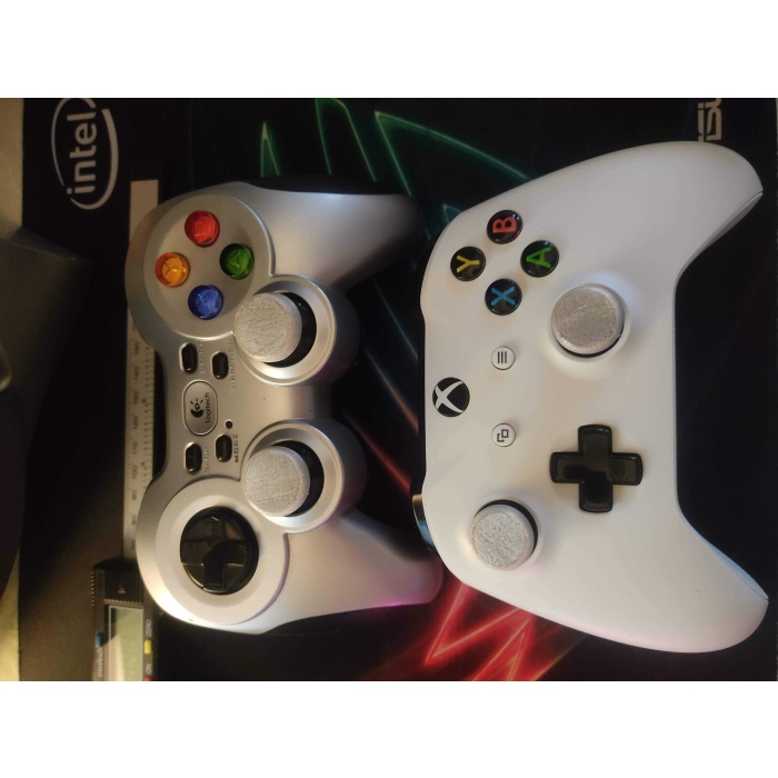Xbox Bir S Denetleyicisi Ve Logitech F710 Gamepad Joystick Kapağı Plastik Aparat