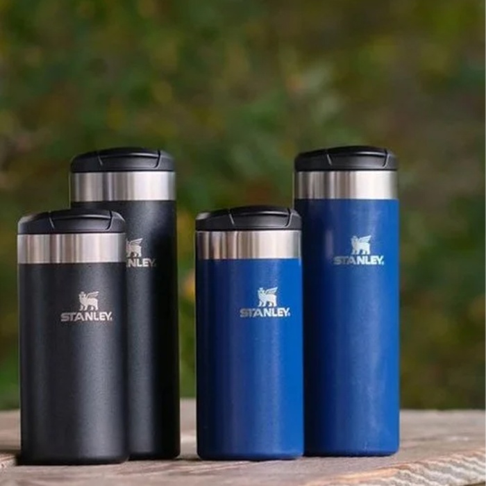 Stanley The AeroLight™ Transit Mug .47L / 16oz Black Metallic