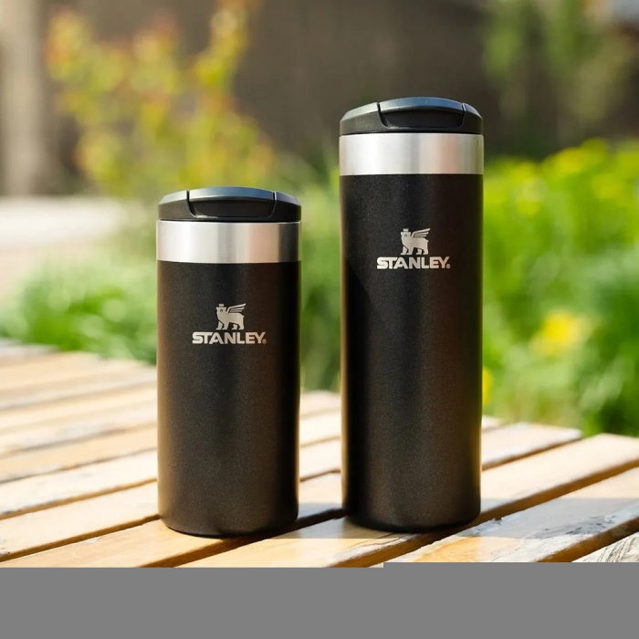 Stanley The AeroLight™ Transit Mug .35L / 12oz Black Metallic