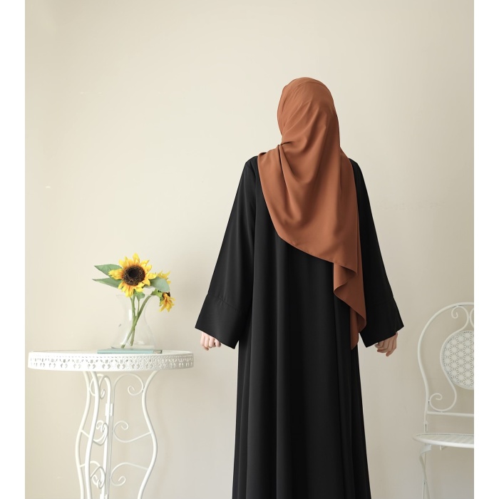 Hifa Çıtçıtlı Abaya Siyah