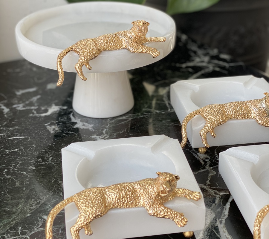 CHEETAH DECOR MARBLE CAKE STAND