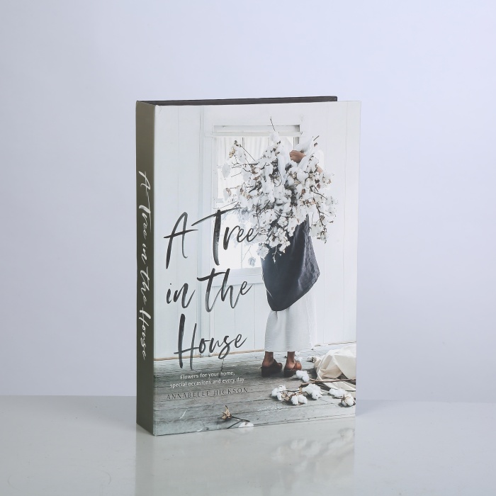 A Tree İn The House Dekor Kitap Kutu