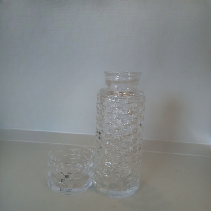 Rattan Desenli Cam Başucu Sürahisi 8x22,5 cm 730 ml