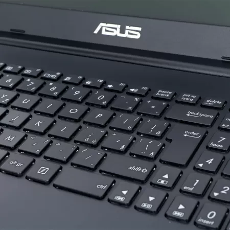 ASUS X553M Notebook