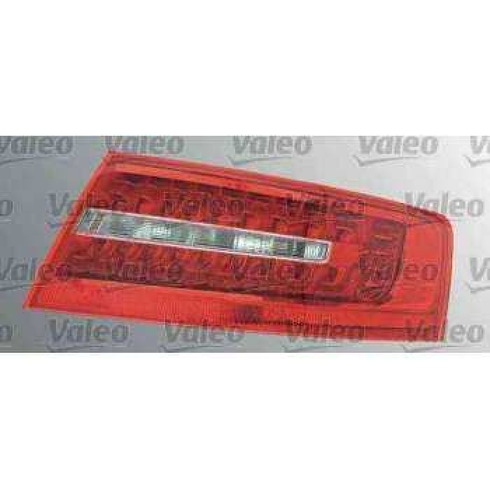 STOP LAMBASI SOL AMPULLU DIS AUDI A6 LED 08--- - VALEO 043842