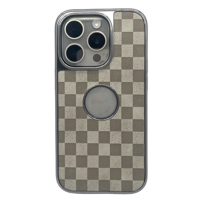 Hole Checkers Case Bej iPhone 14