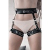 Bel Ve Bacaklarda Kalın Deri İle Yapılmış Harness 700847