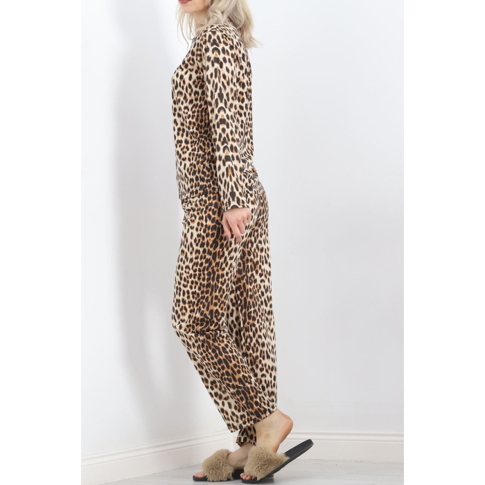 Alt Üst Aynı Rotasyon Pijama Takımı Leopar