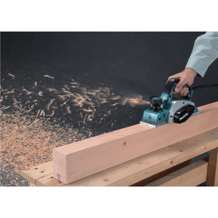 MAKITA KP0800 PLANYA 82MM