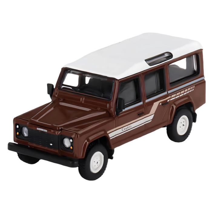   Mini GT 1/64 Land Rover Defender 110 1985 County Station Wagon Russet Brown