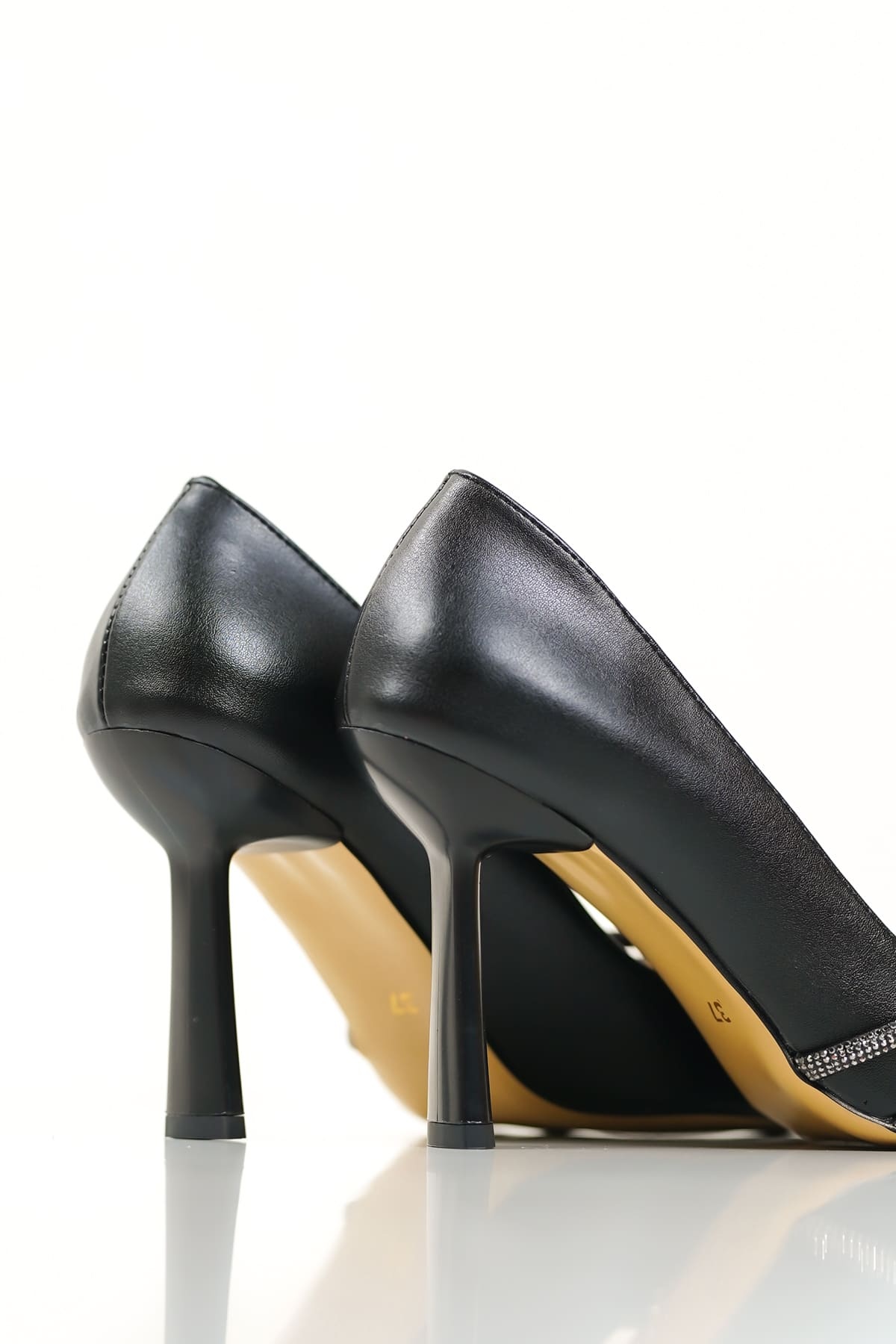 Kadın İnce Topuklu Stiletto TR040Y15A