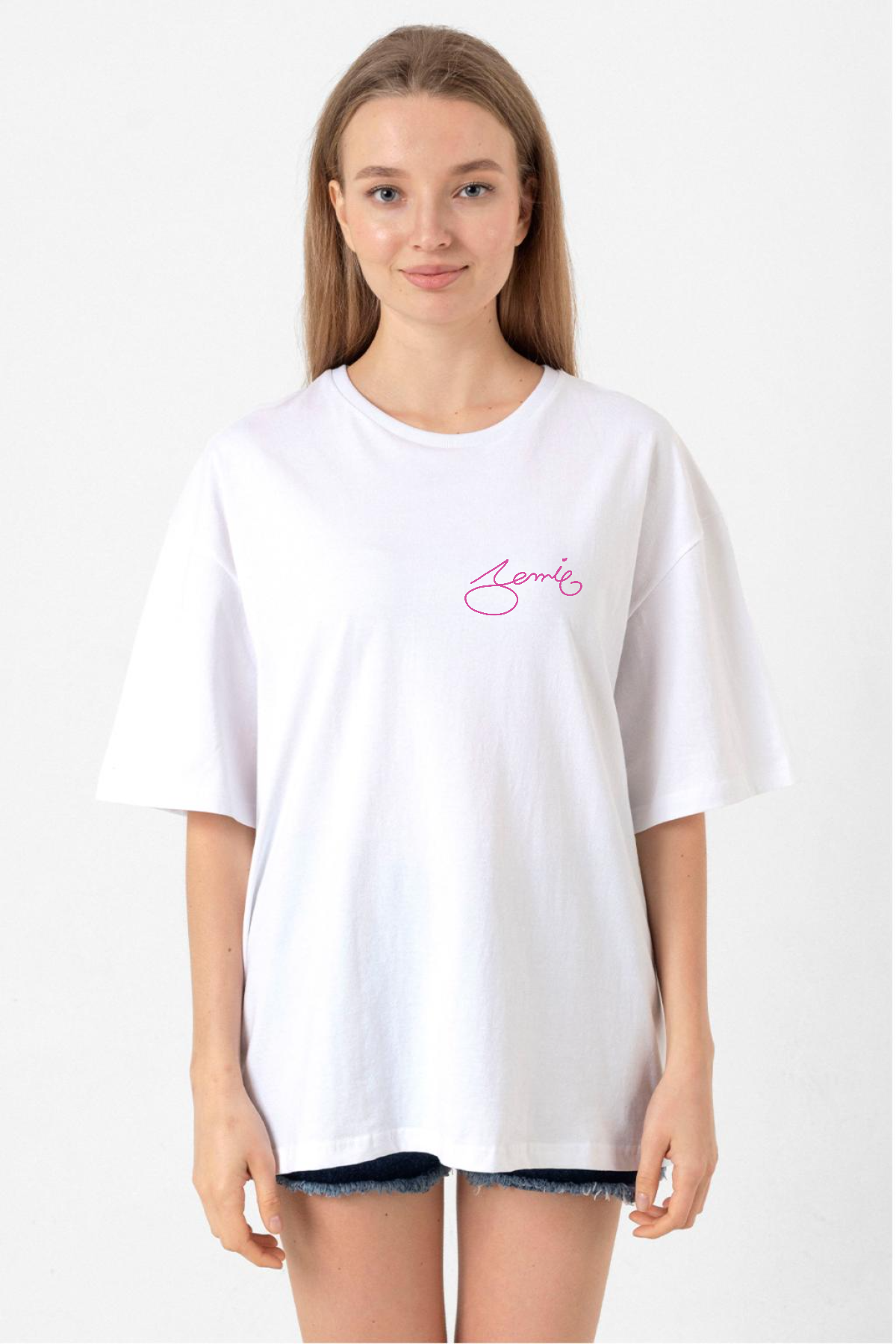 Blackpink Jennie Signature Beyaz Kadın Oversize Tshirt