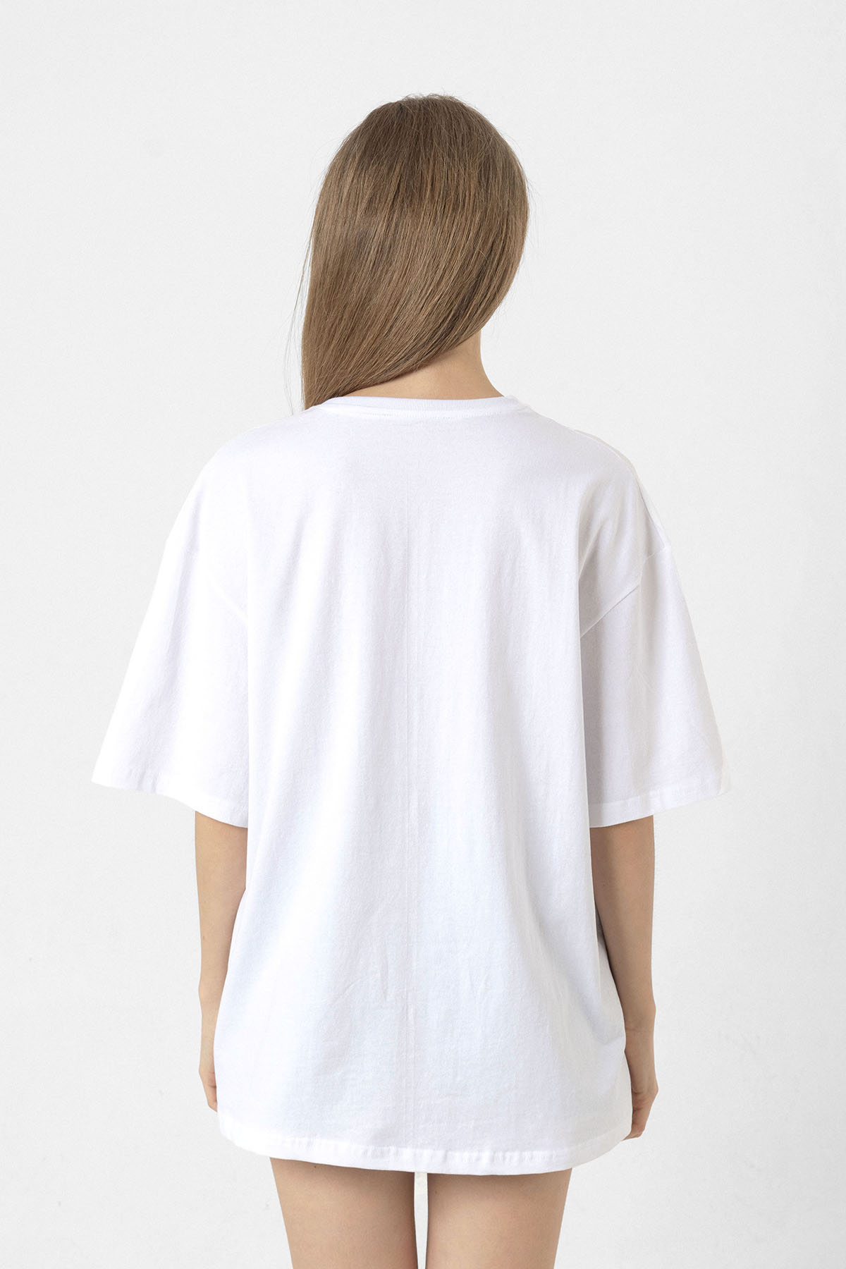 Blackpink Minimalist Beyaz Kadın Oversize Tshirt