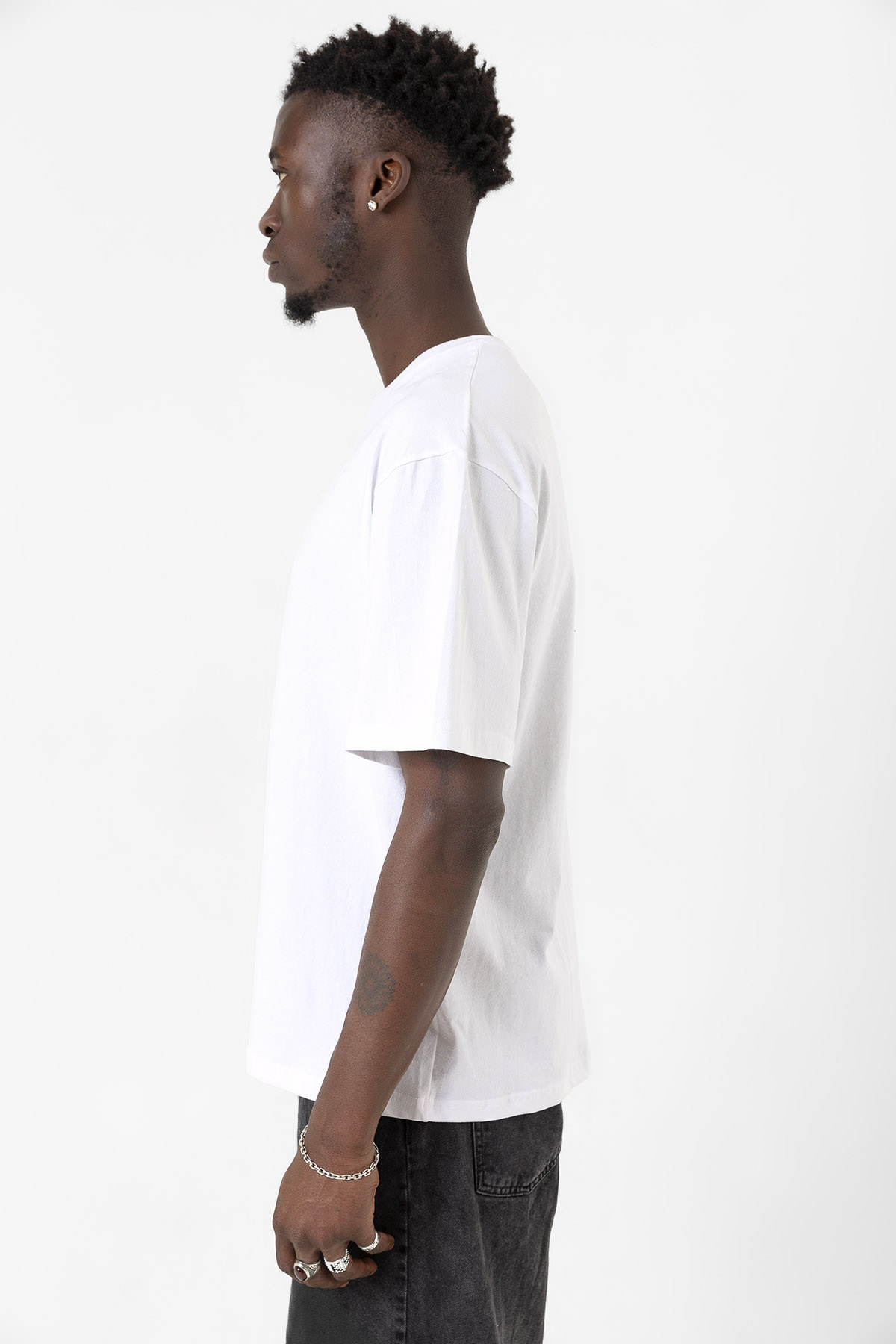 Dubious Handles Logo Beyaz Erkek Oversize Tshirt