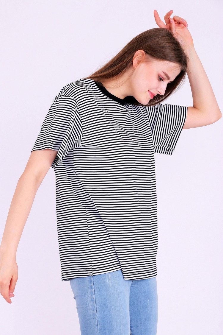 Siyah Beyaz Çizgili Kadın Oversize Çizgili Basic Tshirt