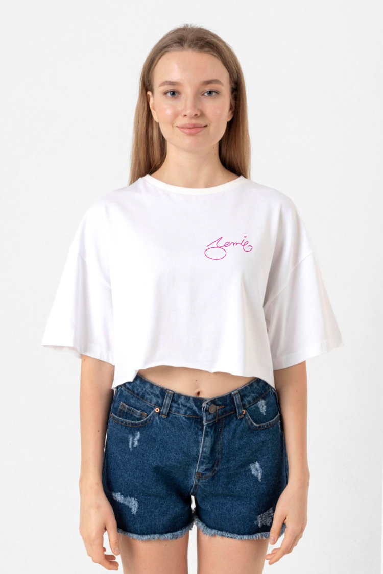 Blackpink Jennie Signature Beyaz Kadın Crop Tshirt