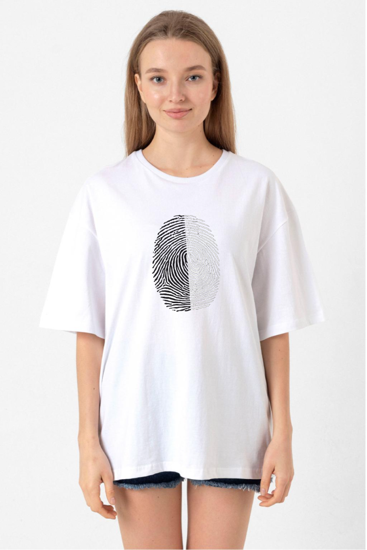 Siyah Beyaz Parmak İzi Beyaz Kadın Oversize Tshirt