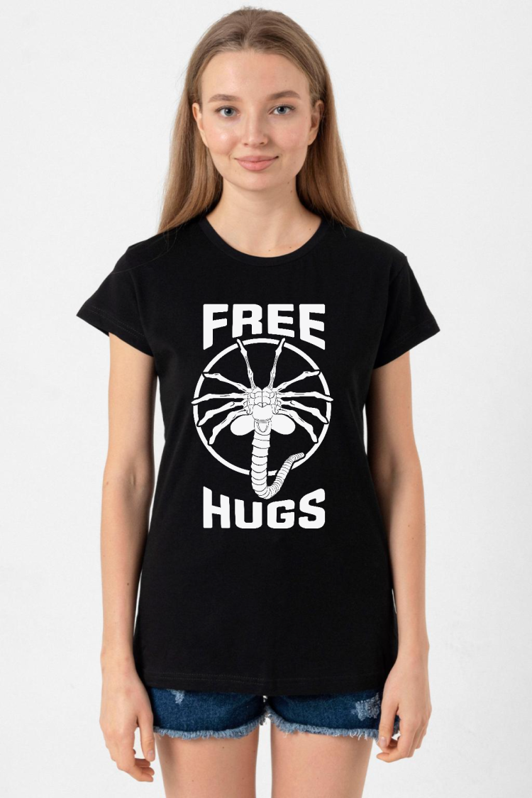 Free Facehugger Hugs Siyah Kadın Tshirt