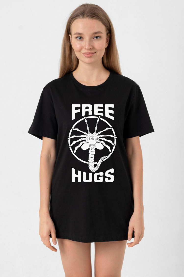 Free Facehugger Hugs Siyah Kadın Oversize Tshirt