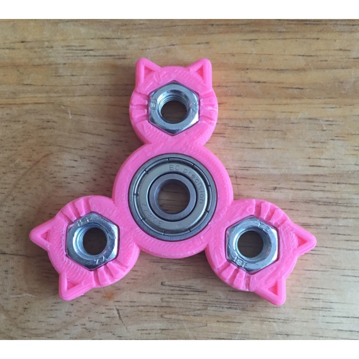 Triple Hex Nut Cat Spinner