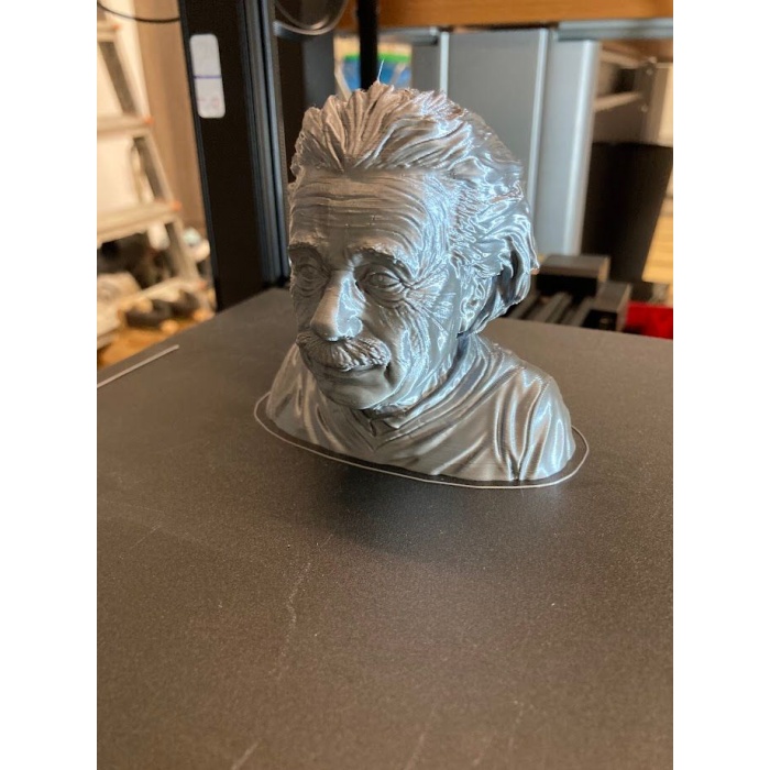 Albert Einstein  P59080