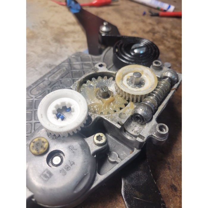 Bmw E34 Brose Koltuk Dişlisi T6609708