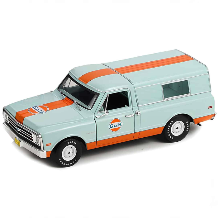 1:24 1968 Chevy C-10 Pickup Light Blue